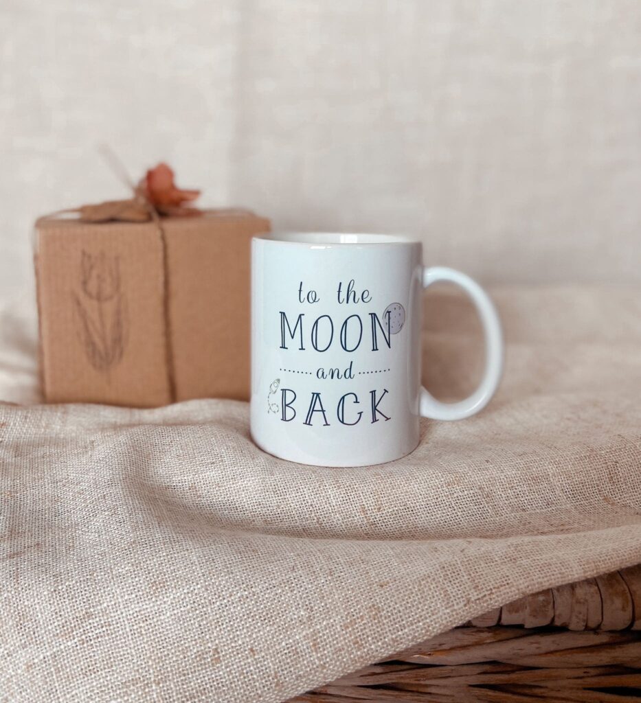 Taza To the moon and Back en Especiales