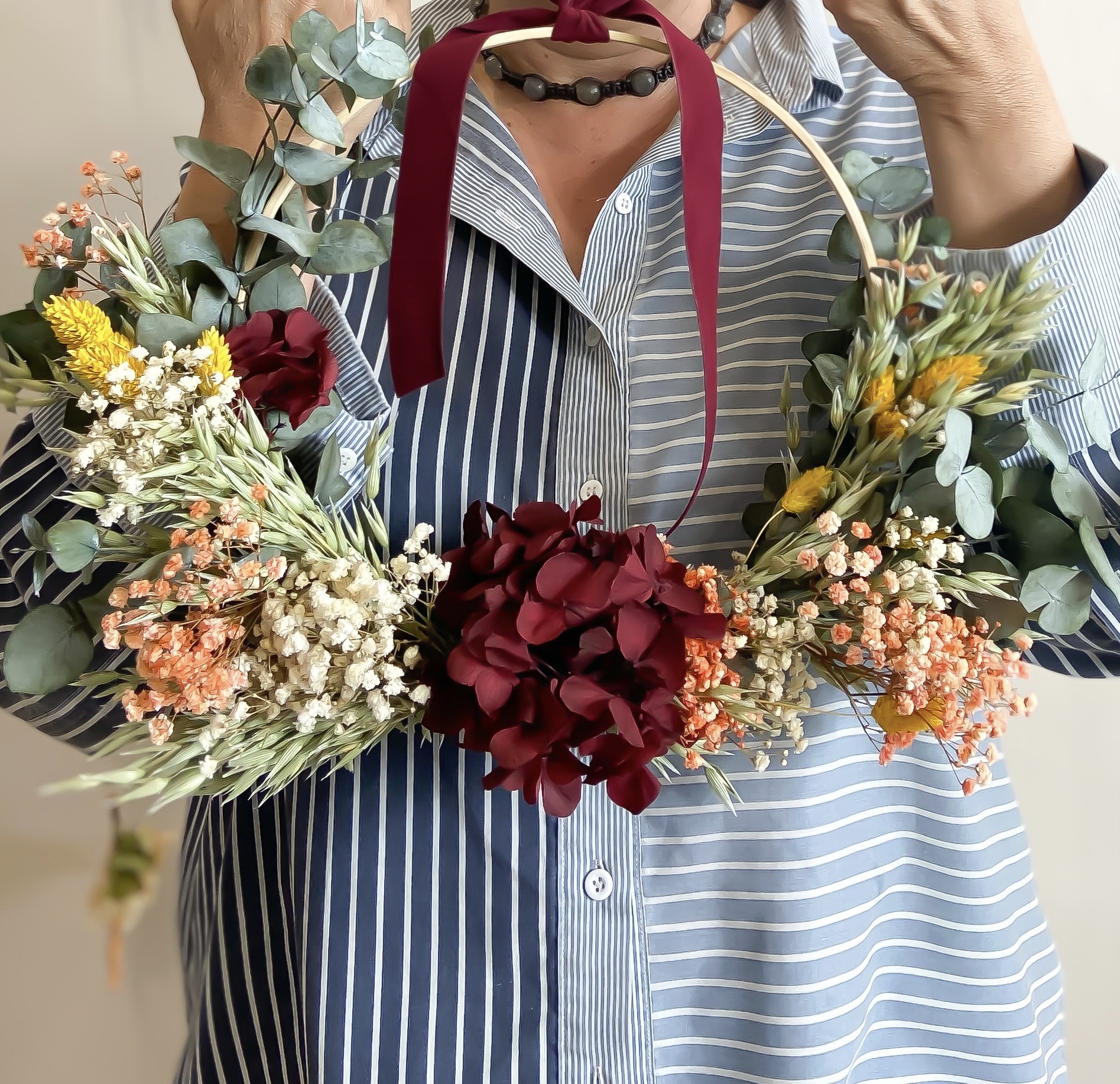 TALLER FLORES BASTIDORES CON FLORES PRESERVADAS