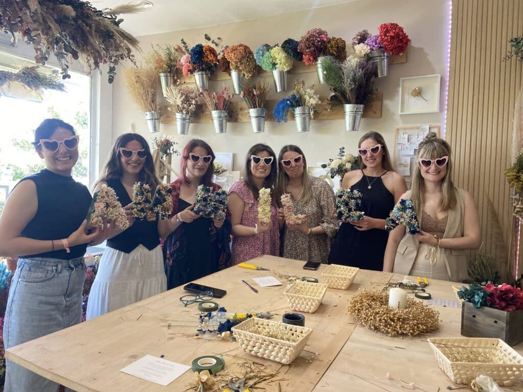 TALLER DE FLORES PLANES DESPEDIDA DE SOLTERA