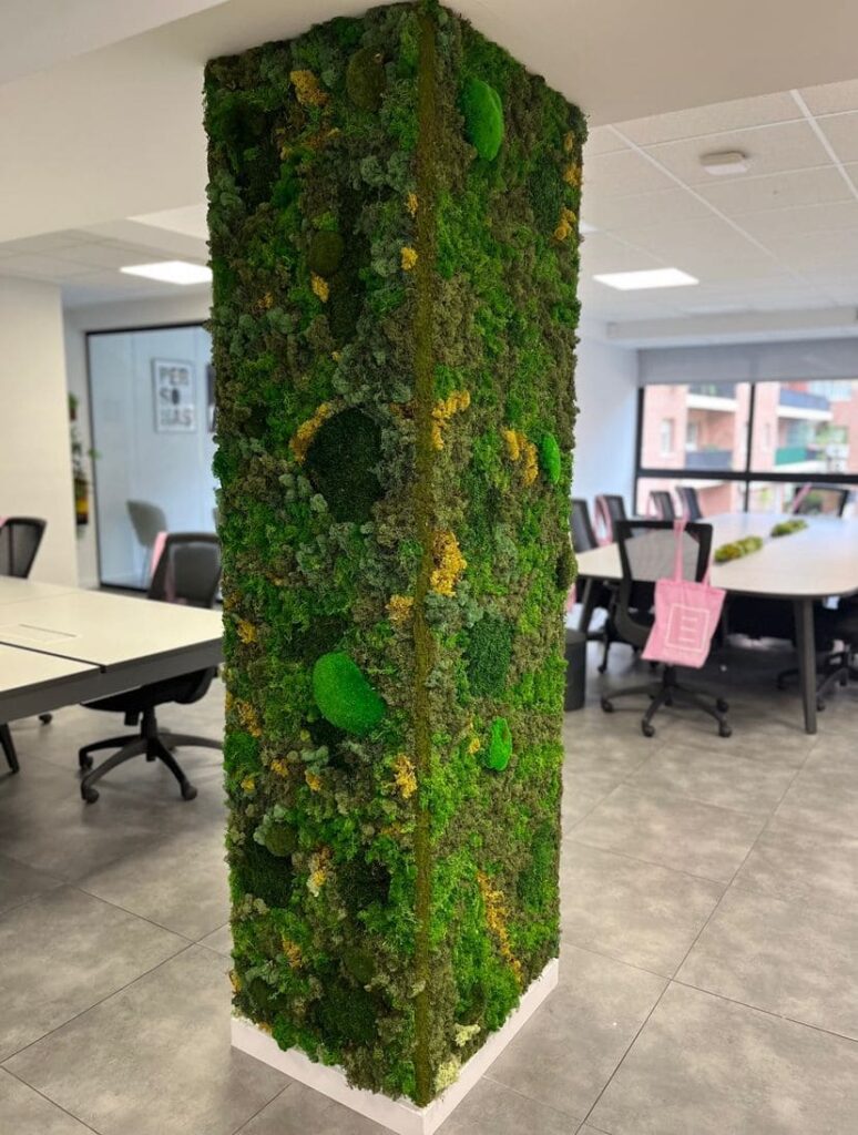 Decoración de Interiores Empresas- Decoración Musgo Jardin Vertical